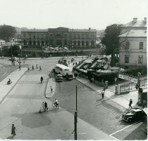 Wiederaufbau und „Wirtschaftswunder“ – die Villa als Restaurant . Foto: Stadtarchiv