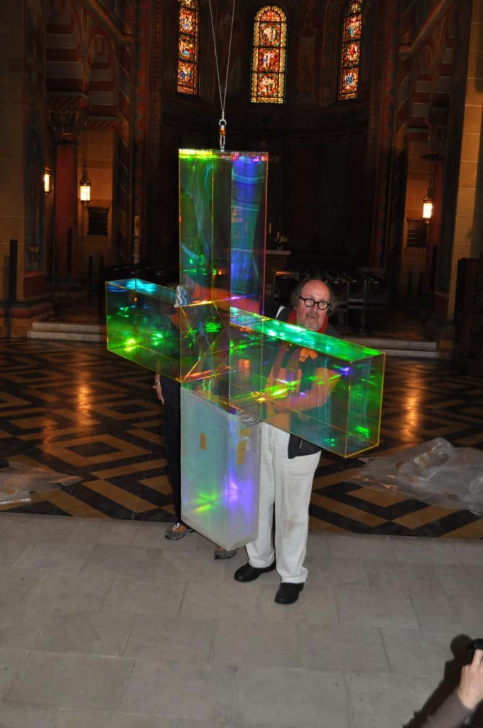 Vorsichtig gibt Ludger Hinse die Richtung vor. Foto: Ralph-Herbert Meyer