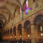 So wird das Lichtkreuz bis zum 9. Juni im Kaiserdom Königslutter zu sehen sein. Foto: Ralph-Herbert Meyer