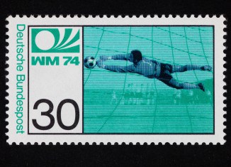 Horst Wolter, Sondermarke zur Fußball-Weltmeisterschaft 1974, 30 Pfennig. Foto: Peter Sierigk