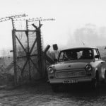 Einer der ersten Trabbis, der die Grenze bei Mattierzoll überquerte. Foto: Joachim Rosenthal / Fotoarchiv Landkreis Wolfenbüttel