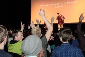 Partystimmung bei den Preisverleihungen. Foto: Franz Fenderfür „ganz schön anders“