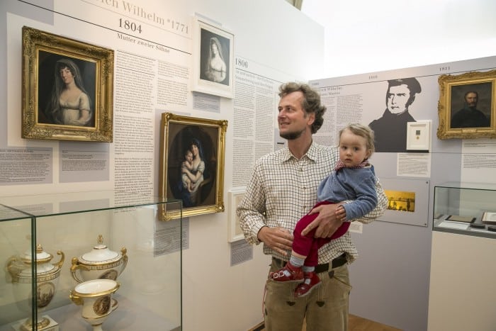 Die Ausstellung zeichnet auf übersichtlichen Schautafeln ein spannendes Leben nach. Foto: Peter Sierigk