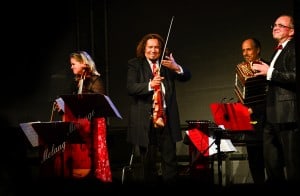 Christian Horn, Solobassist des Staatsorchesters Braunschweig, begeisterte die Sommerfest-Gäste mit dem Ensemble Melange. Foto: Andreas Greiner-Napp