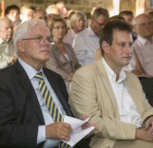 Stiftungspräsident Gerhard Glogowski und Dr. Henning Steinführer. Foto: Peter Sierigk