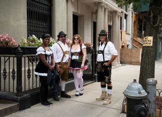 Auf der Steuben-Parade in New York stellen sich US-Amerikaner gerne in bayrischen Trachten zur Schau. Foto Birte Hennigs