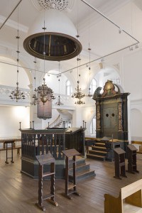 Barocke Inneneinrichtung der Synagoge aus Hornburg . Foto: A. Pröhle, BLM