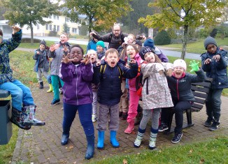 Die Kinder der Sprachfreizeit „Ferien, die schlauer machen“ hatten in St. Andreasberg viel Spaß. Foto: Fachbereich Kinder, Jugend und Familie, Stadt Braunschweig