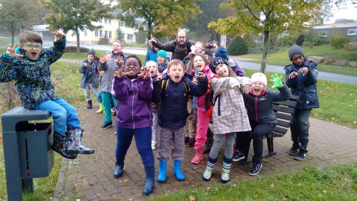 Die Kinder der Sprachfreizeit „Ferien, die schlauer machen“ hatten in St. Andreasberg viel Spaß. Foto: Fachbereich Kinder, Jugend und Familie, Stadt Braunschweig