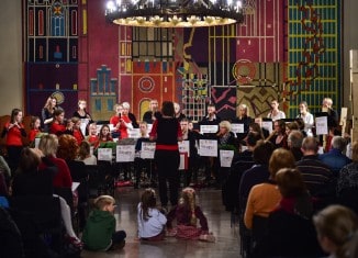 Das Blockflötenorchester „Recording Generations“ bei seinem Auftritt in der Dornse. Foto: Andreas Greiner-Napp