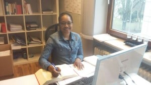 Anne Marie Ondo Meva aus Kamerun, studierte Juristin in französischem Recht, hat mittlerweile in der Anwaltskanzlei Julia Leip einen festen Job bekommen. Foto: AWO Braunschweig