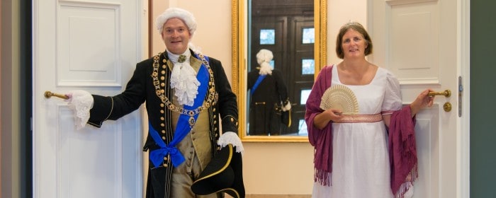 Fürstliche Audienz im Schloss: Kostümführungen mit Herzog Carl Wilhelm Ferdinand und Herzogin Marie. Foto: Schlossmuseum