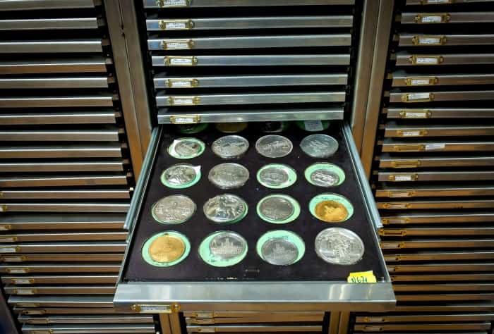 Fast 10.000 Mittelaltermünzen lagern im Herzog Anton Ulrich-Museum. Foto: C. Cordes, Herzog Anton Ulrich-Museum