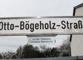 Schild der Otto-Bögeholz-Straße in Watenbüttel. Foto: meyermedia