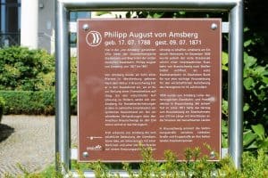 Infotafel zu Philipp August von Amsberg. Foto: meyermedia