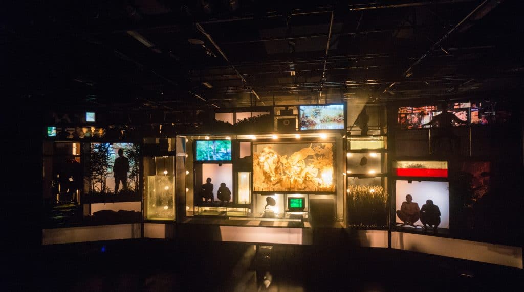 Jeden Tag Theater
