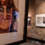 John Lennon und seine Brillen. Foto: Prüsse Stiftung/Andreas Greiner-Napp