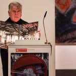 Gerd Winner erläuterte bei der Eröffnung die Ausstellung. Foto: Andreas Greiner-Napp