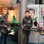 Till Schulte, Nick Antes und Sebastian Schmidt vom MK aus Braunschweig präsentieren ihr BioKart. Foto: Andreas Greiner-Napp