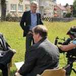 Ulrich Hausmann (links) bei den Dreharbeiten zum Video mit (von links) Ulrich Knufinke, Norbert Funke und Kameramann Knut Bussian. Foto: meyermedia