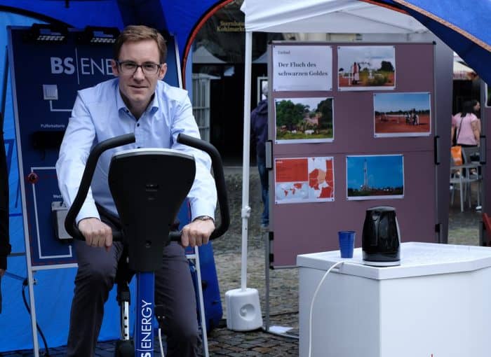 Die Energie für die Tasse Tee selbst erzeugen, das war möglich am Stand von BS Energie. Foto: Meike Buck