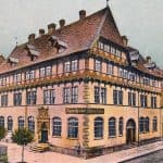 Die frühere Hagenmarkt-Apotheke mit dem Portal. Archiv Ostwald