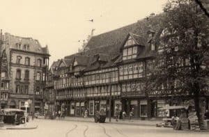 Ansicht der Häuserseite vom Gewandhaus. Foto: Archiv Ostwald