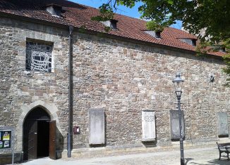 Ohne Fenster: die Südseite der Magnikirche. Foto: Archiv Ostwald