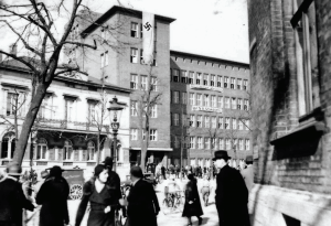 AOK-Gebäude 1933. Fotonachweis: Stadtarchiv Braunschweig/Screenshot Katalog