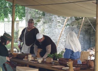 Zum Domfest in Königslutter gehört traditionell das Mittelalterlager. Foto: SBK/N. Funke