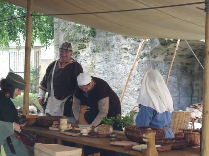 Zum Domfest in Königslutter gehört traditionell das Mittelalterlager. Foto: SBK/N. Funke