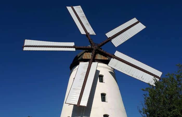 Die fünfflügelige Holländer-Windmühle Wendhausen. Foto Günter Jung