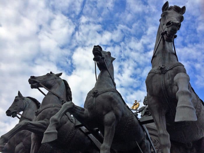 Imposante Erscheinung: Die Pferde der Quadriga auf dem Residenzschloss. Foto: Schlossmuseum