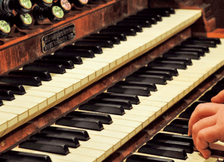 Die Tastatur der Furtwängler-Orgel im Kaiserdom Königslutter. Foto: Kaiserdom