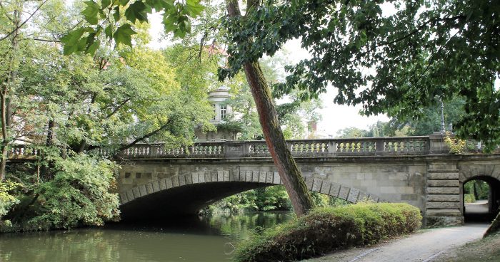 Die Theaterbrücke, Nordansicht. Foto: Der Löwe