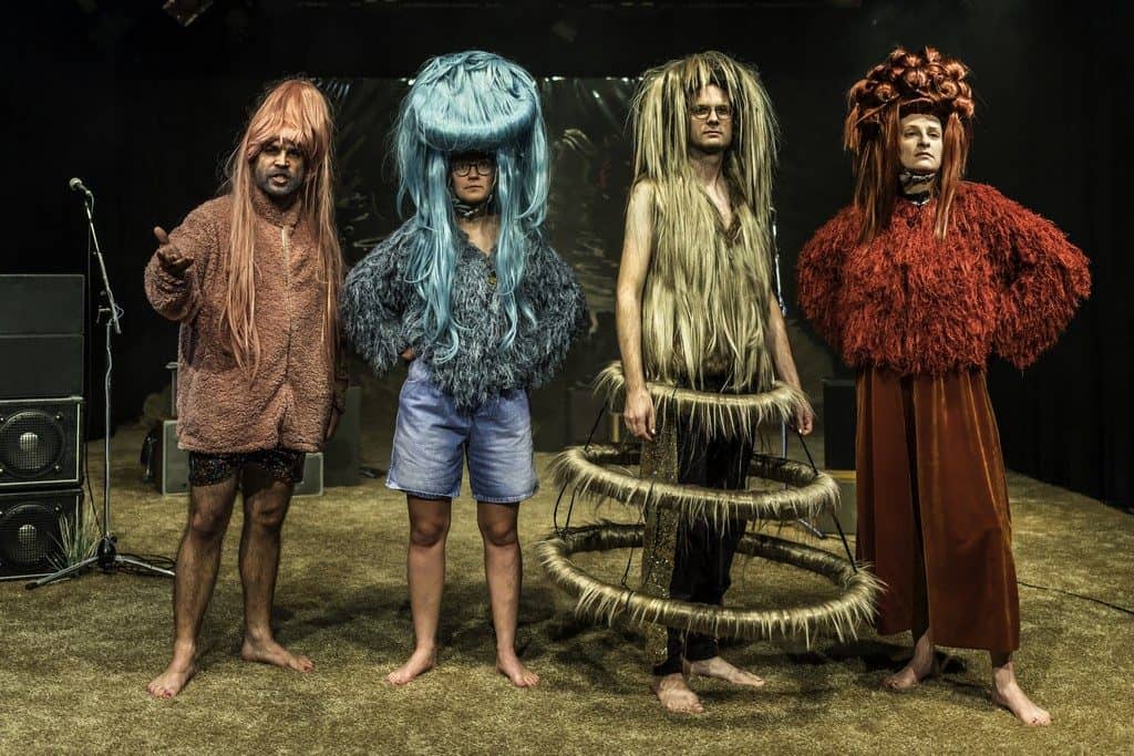 Erstkon­takt in Sachen Theater