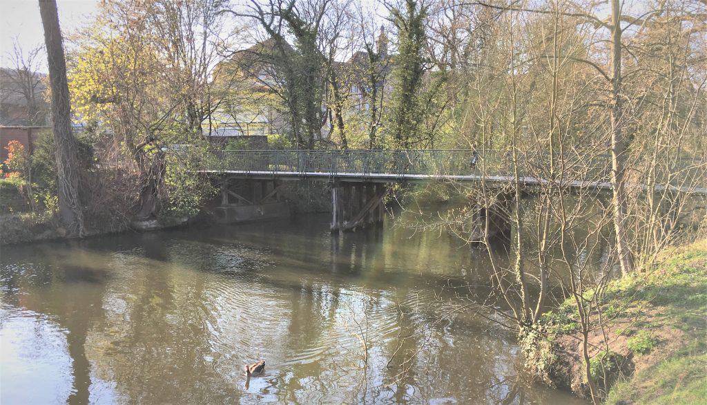 Die letzte Holzbrücke muss weichen
