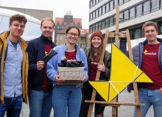 Sie engagieren sich im studentischen Vereins Enactus (von links): Timon Schulze Buschhoff, Paul Wilms, Deborah Pfaff, Anna-Lena Henke, Malte Roßmann. Foto: Katharina Lohse