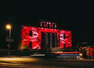 Die Kultviertelnacht endet mit einem Projection Mapping von Videokünstler Christo.cc. an der Villa Amsberg. Foto: Kultviertel e.V.