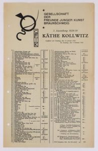 Gemäldeauflistung der Käthe-Kollwitz-Ausstellung. Foto: Schlossmuseum