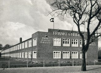 Die 1930 in Betrieb genommene Rollei-Fabrik an der Salzdahlumer Straße. Foto: Stadtarchiv Braunschweig, Bildersammlung H XVI D IV.