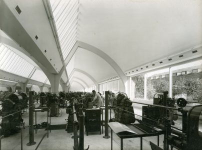 Blick in die Rollei-Werkhalle. Foto: Stadtarchiv Braunschweig, Bildersammlung H XVI D IV.