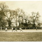 Szene aus dem Fußballspiel Eintracht Braunschweig gegen Hannover 96 (1:0) auf dem Sportplatz an der Helmstedter Straße, 20. April 1919. Foto: Stadtarchiv Braunschweig, G XI 58: 1