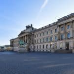 SCHLOSSPLATZ 3 - ANDREAS GREINER_NAPP