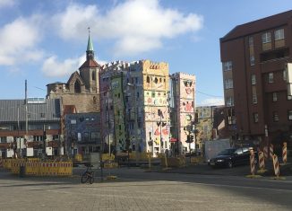 Die Georg-Eckert-Straße und das Rizzi-Haus im Zentrum werden kritisch gesehen. Foto: Der Löwe