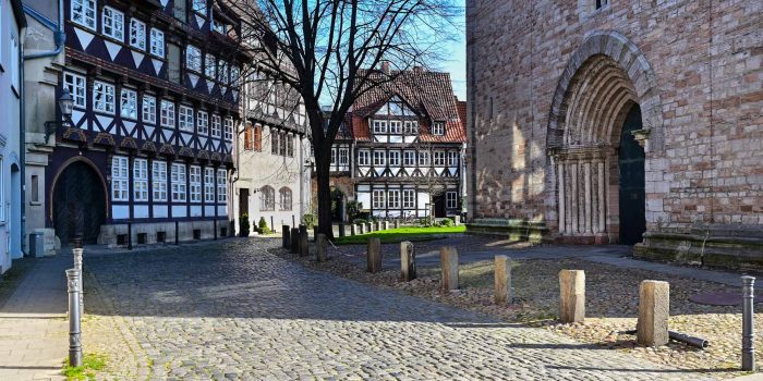 Hinter der Magnikirche. Foto: Der Löwe/Andreas Greiner-Napp