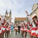 Der Altstadtmarkt ist eine wunderbare Kulisse für den Schoduvel. Foto: Stadtmarketing/Daniel Möller
