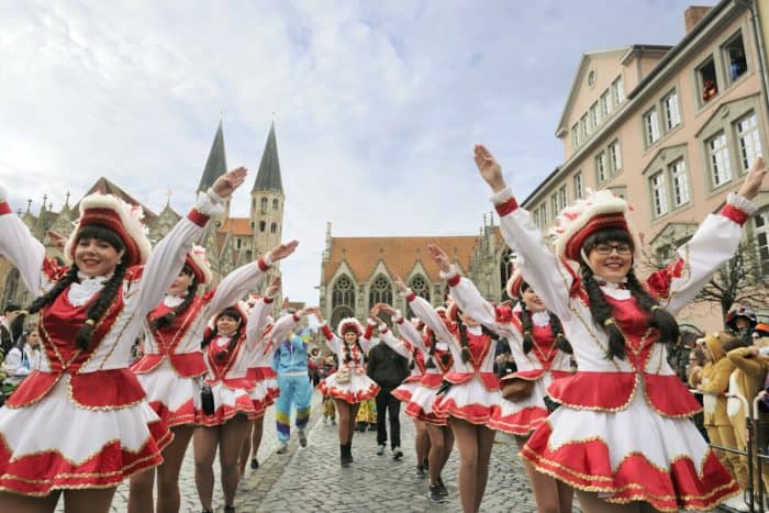 Der Altstadtmarkt ist eine wunderbare Kulisse für den Schoduvel. Foto: Stadtmarketing/Daniel Möller