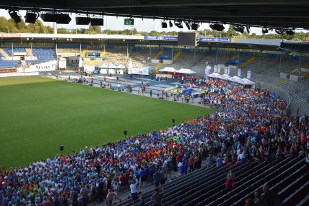 Platz für Breitensport: Start zum Firmenlauf. Foto: Stadthallen GmbH