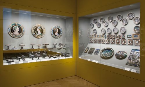 Die Präsentation der Limoges-Porzellan im zweiten Obergeschoss. Foto: Herzog Anton Ulrich-Museum